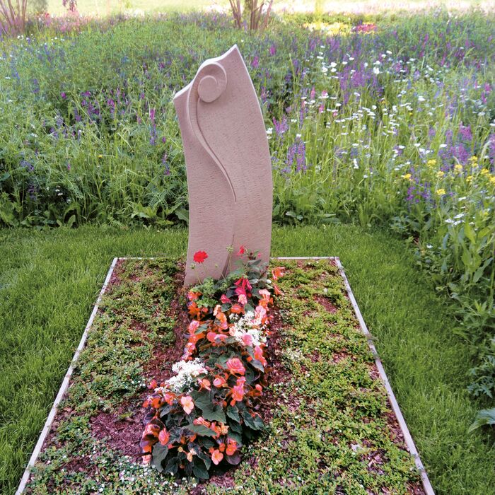 Urnengrab Sandstein Schneider Werneck-Schleerieth Nachhaltigkeit